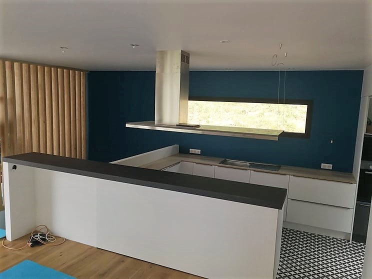 renovation cuisine bleu et blanc