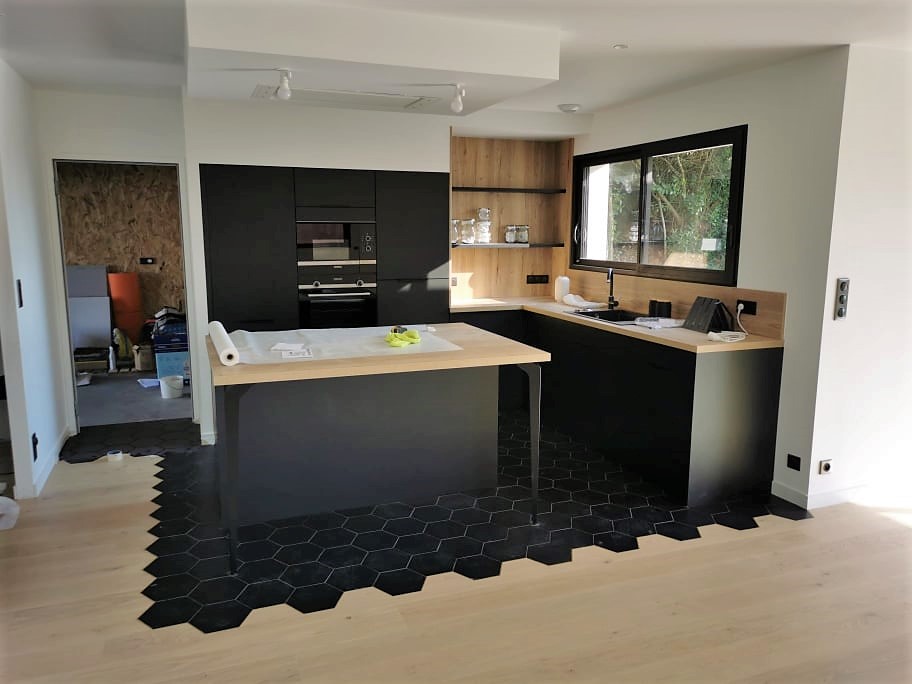renovation cuisine noir
